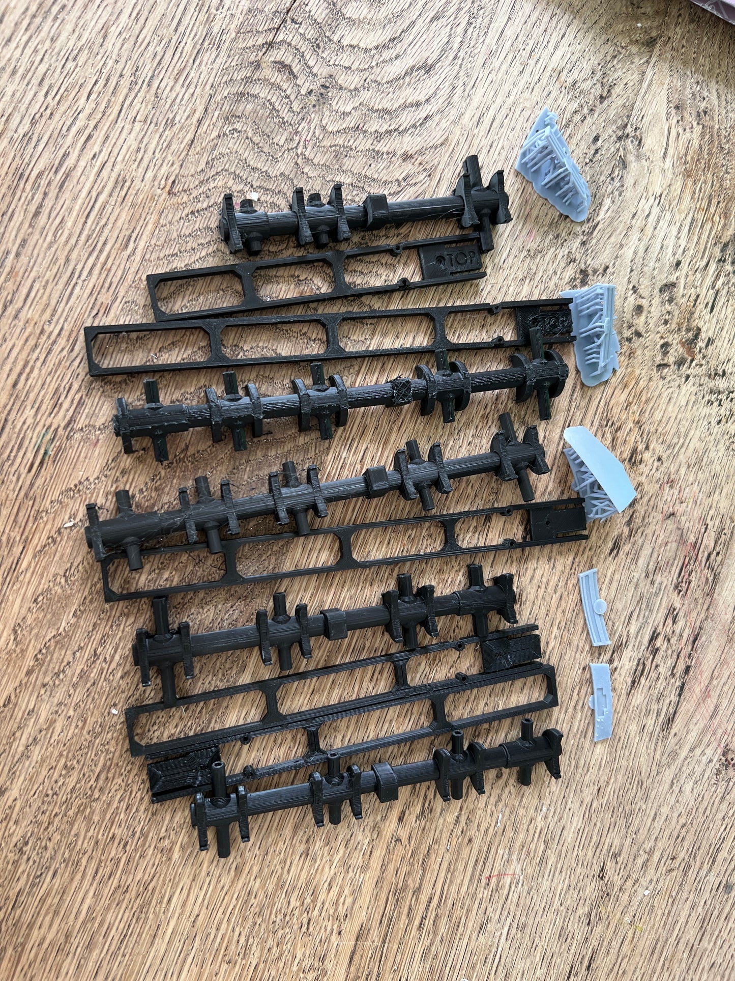 Diversen tatra chassis 1/32 Uitverkoop Pakket #2 t.w.v. €100